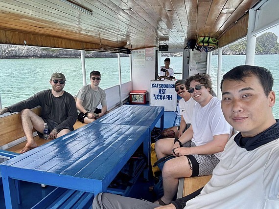HALF-DAY LAN HA BAY TOUR – KAYAKING – SWIMMING – SNORKELING
