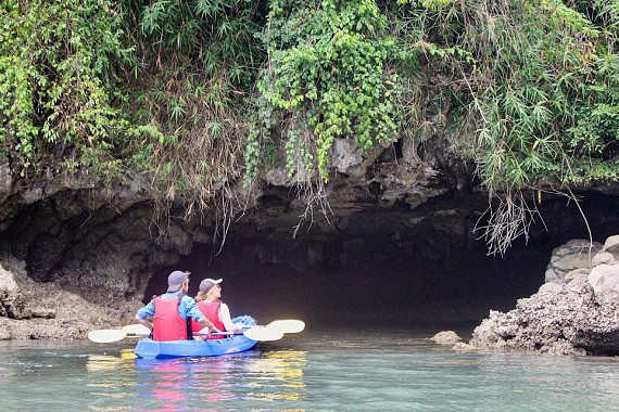 A Day Cruise - Lan Ha Bay - Ha Long Bay - Kayaking - Swimming